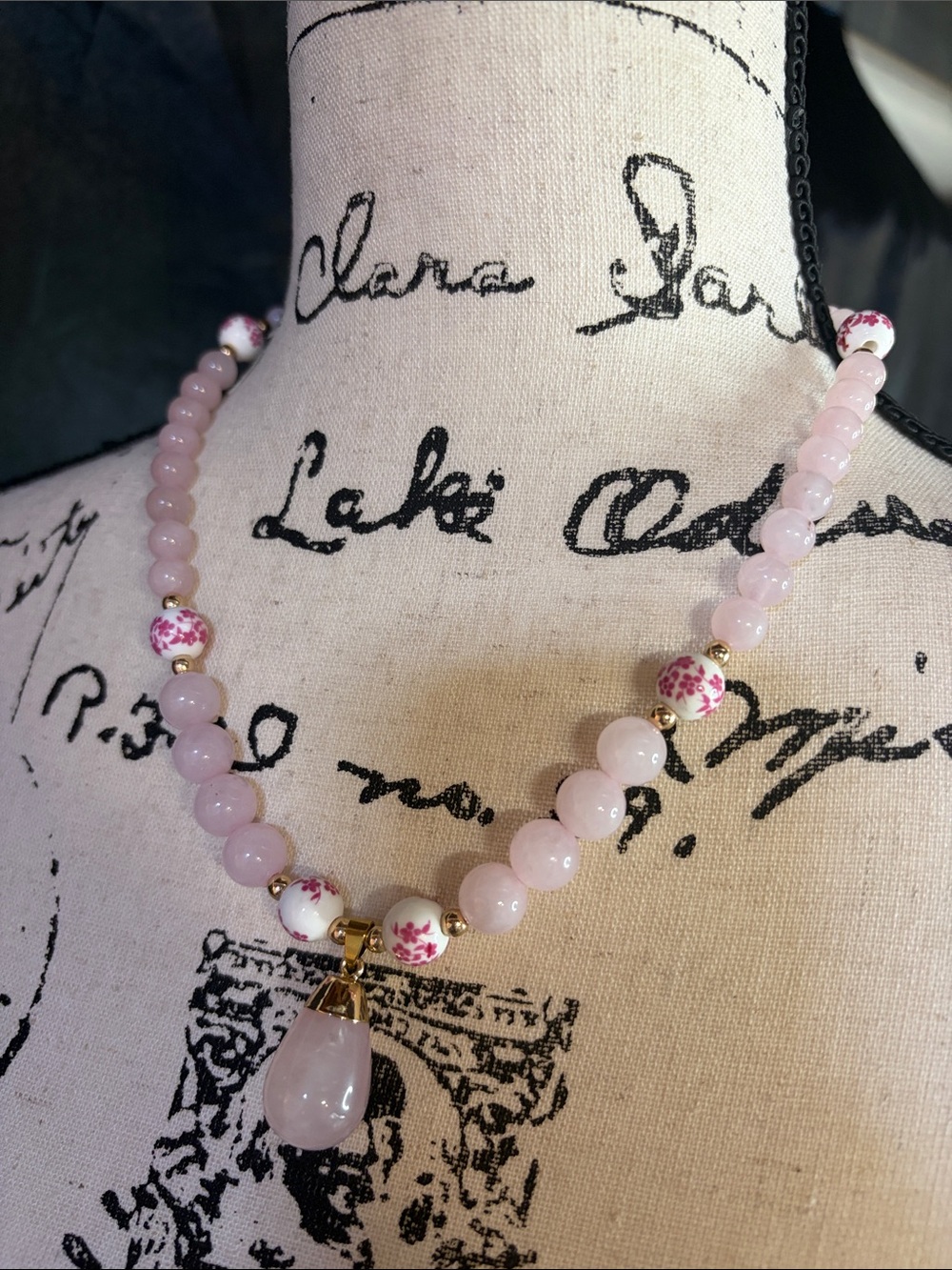 Hand Crafted Rose Quartz with Porcelain & 18k Gold P Graduated Necklace romantic